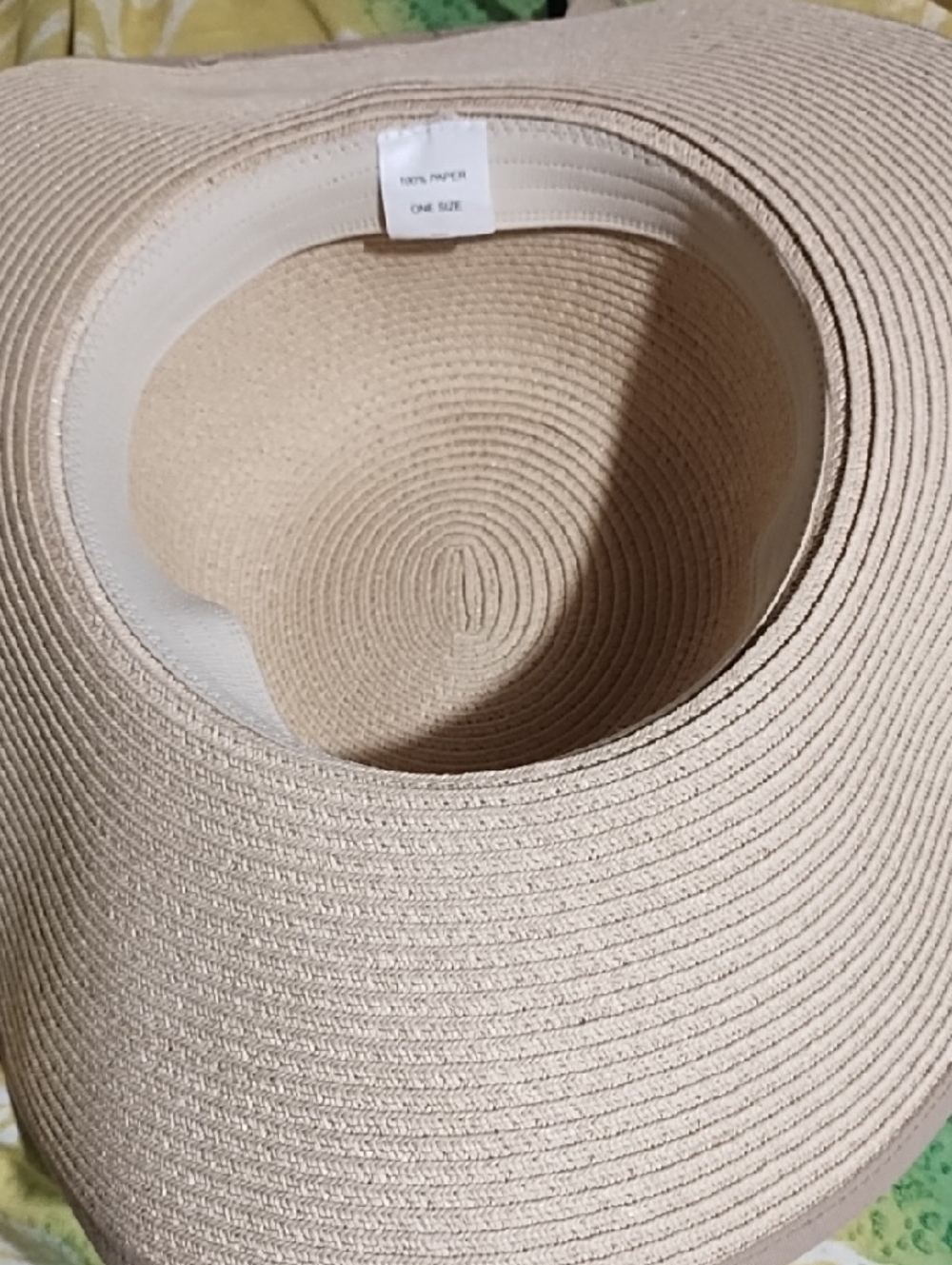 Wide Brim Straw Sun Hat with Decorative Bow - Natural Like New. OSFM. - Picture 11 of 13